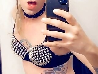 Stunning Trans Queen Indulges In Pleasurable Self-pleasing Session